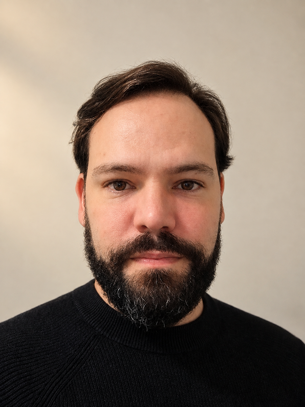 Portrait of Stephan Oliveira